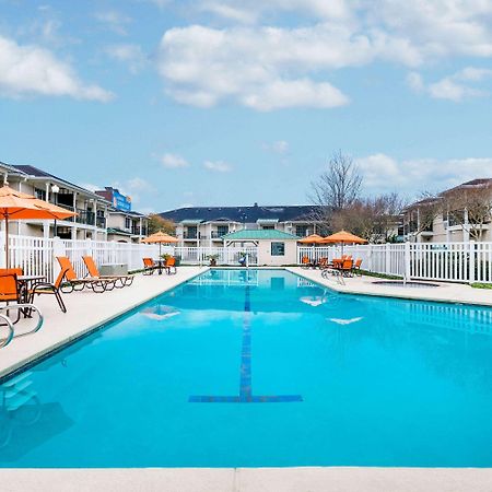 Richmond Inn And Suites Baton Rouge College Drive ภายนอก รูปภาพ