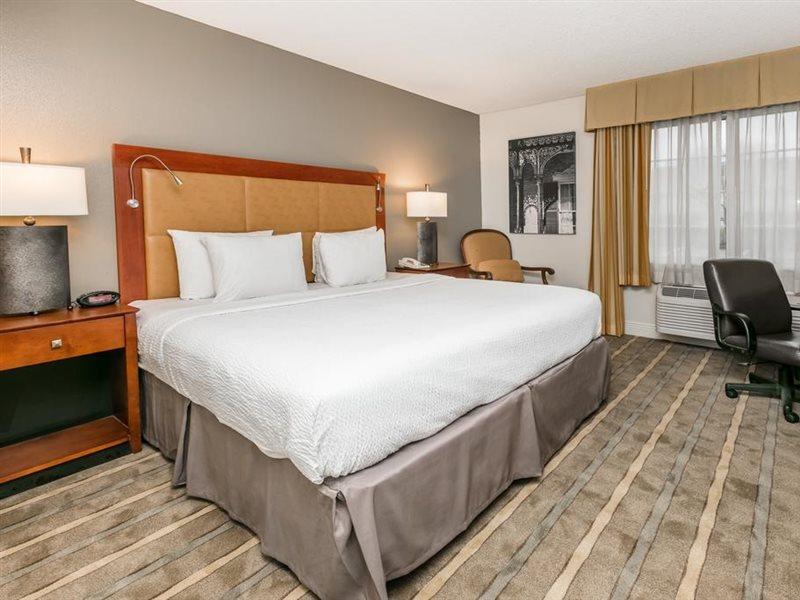 Richmond Inn And Suites Baton Rouge College Drive ภายนอก รูปภาพ