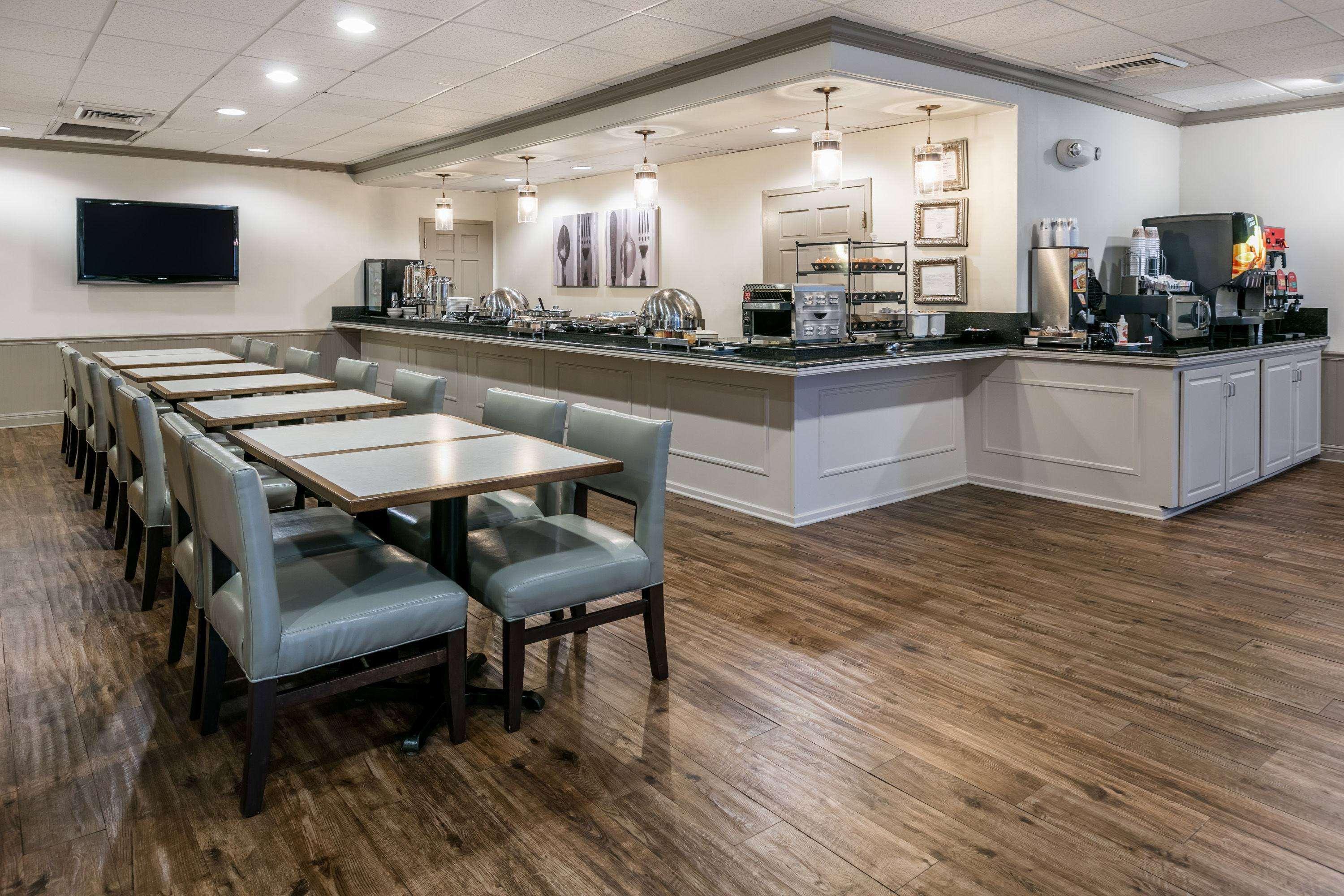 Richmond Inn And Suites Baton Rouge College Drive ภายนอก รูปภาพ